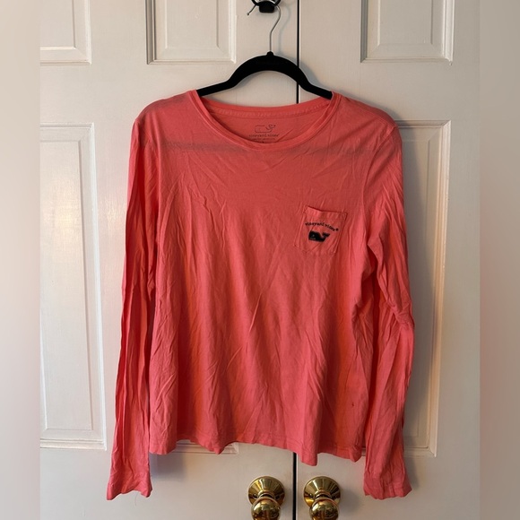 Vineyard Vines Women’s Long Sleeve Pocket T - Picture 1 of 3
